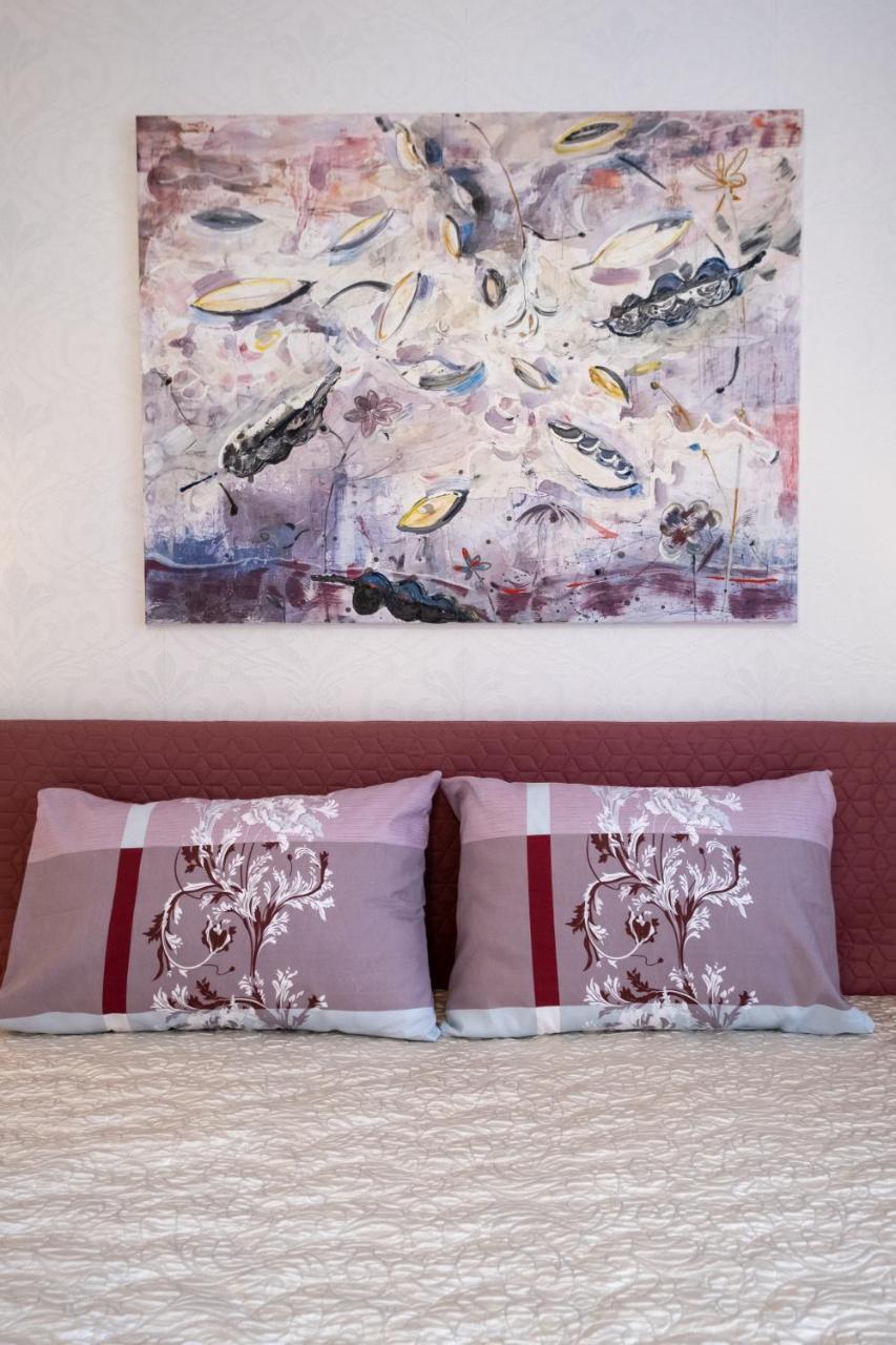 Two Bedroom Near To Doctors Garden Apartment
